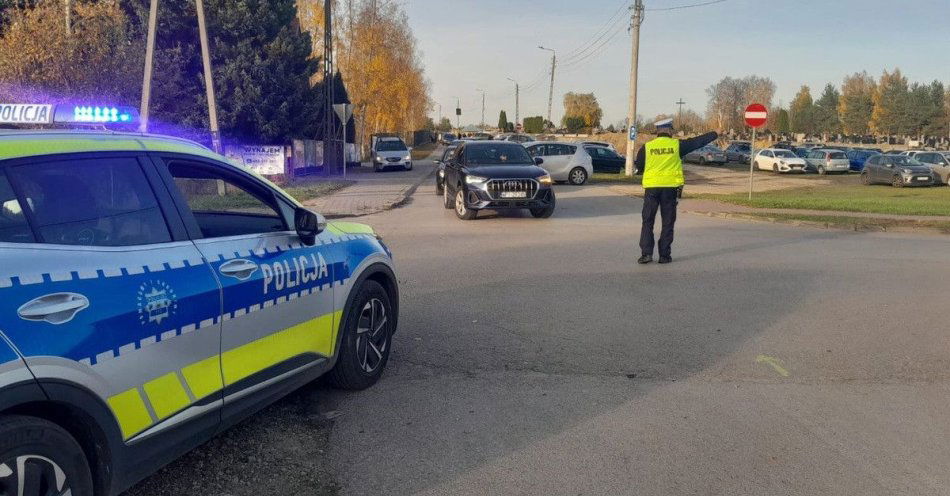 zdjęcie: Spokojne Wszystkich Świętych 2025 w powiecie szydłowieckim / fot. KPP w Szydłowcu