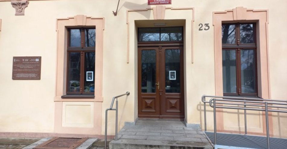 zdjęcie: Funkcjonariusze apelują o prawidłowe oznaczenie swoich posesji / fot. KPP w Wołowie