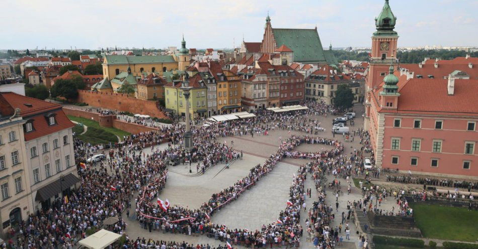 zdjęcie: 82 lata temu w Warszawie po raz pierwszy pojawiły się symbole Polski Walczącej / fot. PAP