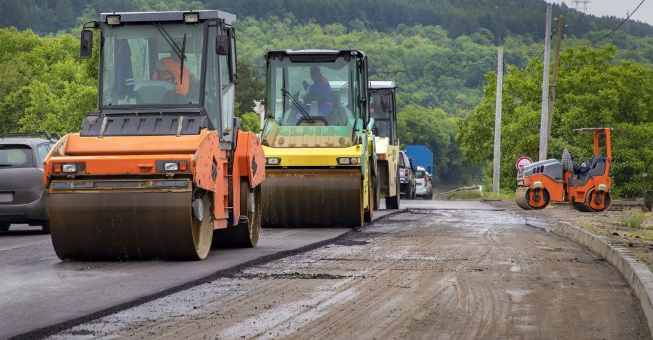 zdjęcie: Ponad 200 mln zł z Rządowego Funduszu Rozwoju Dróg na inwestycje w regionie / v21591962