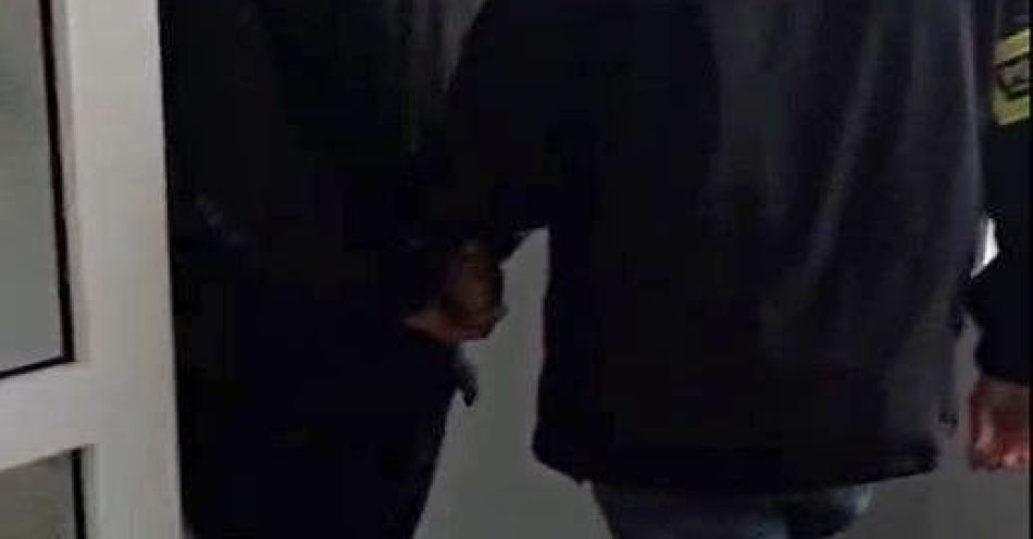 zdjęcie: Areszt za atak maczetą w Prudniku po kłótni o kuchenkę / fot. KPP Prudnik