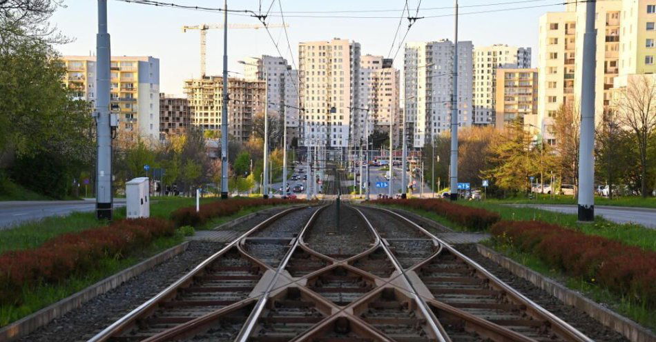 zdjęcie: Zakończyły się utrudnienia spowodowane wykolejeniem tramwaju / fot. PAP
