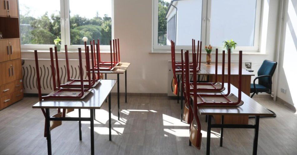 zdjęcie: 86 proc. uczniów szkół ponadpodstawowych w Warszawie zrezygnowało z edukacji zdrowotnej / Węgrów, 04.09.2023. Sala lekcyjna w Specjalny Ośrodku Szkolno-Wychowawczym w Węgrowie, 4 bm. (ls/doro) PAP/Leszek Szymański