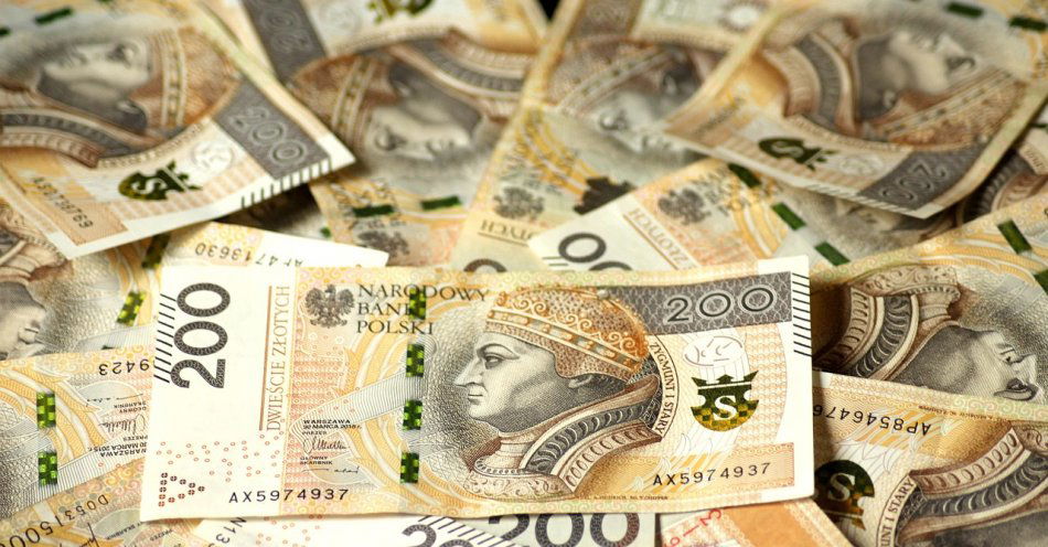 zdjęcie: Przekazał oszustom swoje oszczędności i pieniądze z pożyczki / pixabay/4122079