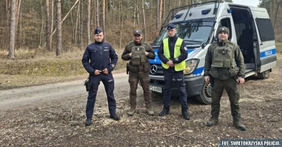 zdjęcie: Policjanci i leśnicy przeciwko kłusownictwu / fot. KPP Pińczów