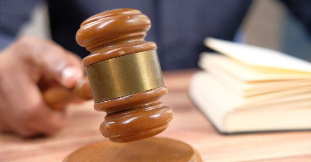 Akt oskarżenia za znieważenie policjantów na przejściu granicznym