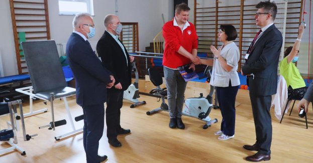 Nowoczesna fizjoterapia w Szpitalu Murcki. Placówka otrzymała nowy sprzęt!