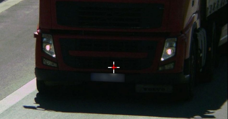 zdjęcie: Po raz kolejny policjanci ruchu drogowego kontrolowali odległość między pojazdami / fot. KWP w Bydgoszczy