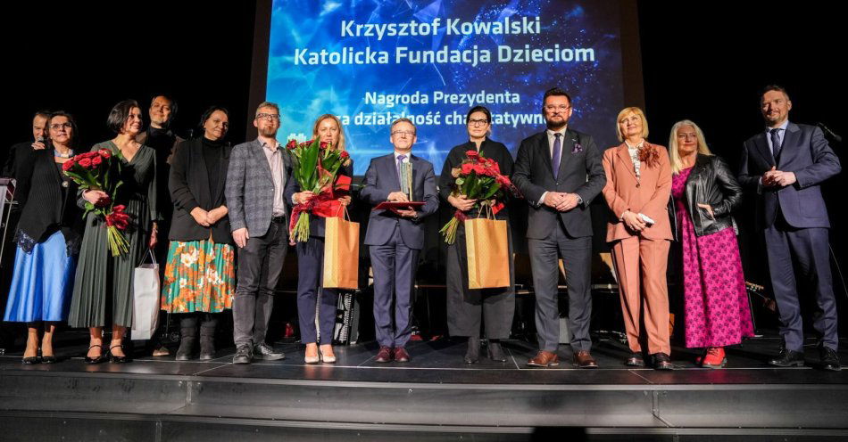 zdjęcie: Katowice czekają na zgłoszenia kandydatur do nagród dla społecznie zaangażowanych osób oraz organizacji pozarządowych / fot. nadesłane