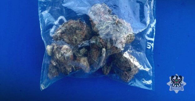 Kolejny weekend i kolejne cztery osoby wpadły z narkotykami w ręce policjantów