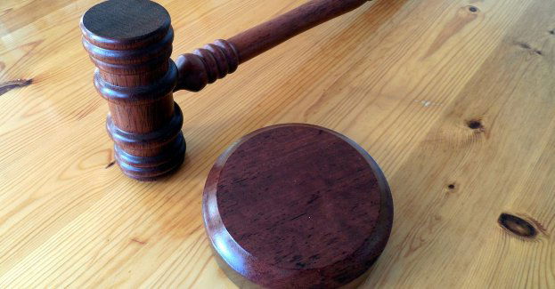 Proces rzeczoznawcy przeciwpożarowego w sprawie spalonego archiwum miasta - odroczony