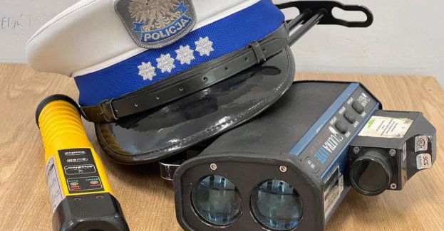 Jechała drogą ekspresową S 11 mając ponad promil alkoholu, została zatrzymana przez patrol drogówki