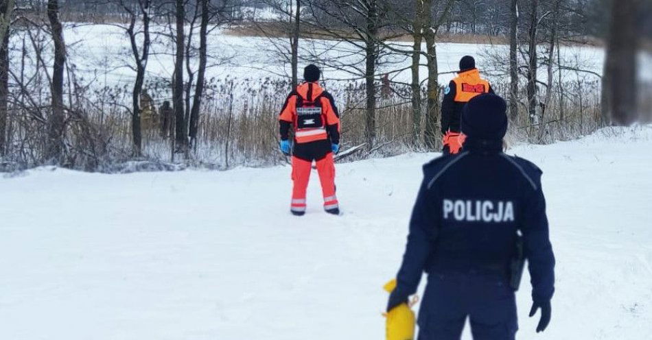 zdjęcie: Wyszedł na ryby. Utonął, gdy załamał się lód / fot. KPP w Gołdapi