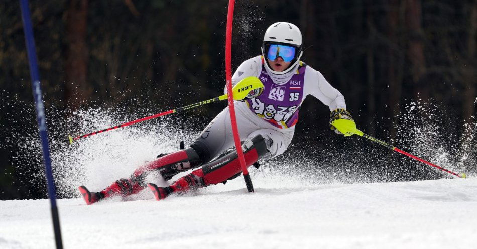 zdjęcie: Startuje AZS Winter Cup. Narciarze szukają śniegu w polskich górach / fot. nadesłane