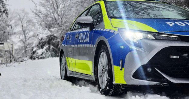 Świąteczne wyjazdy. Policja apeluje o rozwagę na drogach