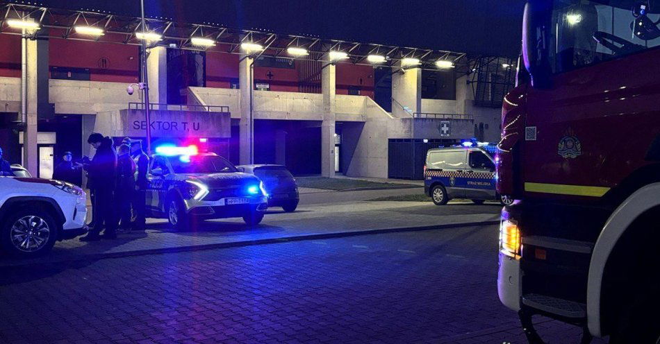 zdjęcie: Tychy promują bezpieczeństwo pieszych w akcji odblaskowej / fot. KMP w Tychach