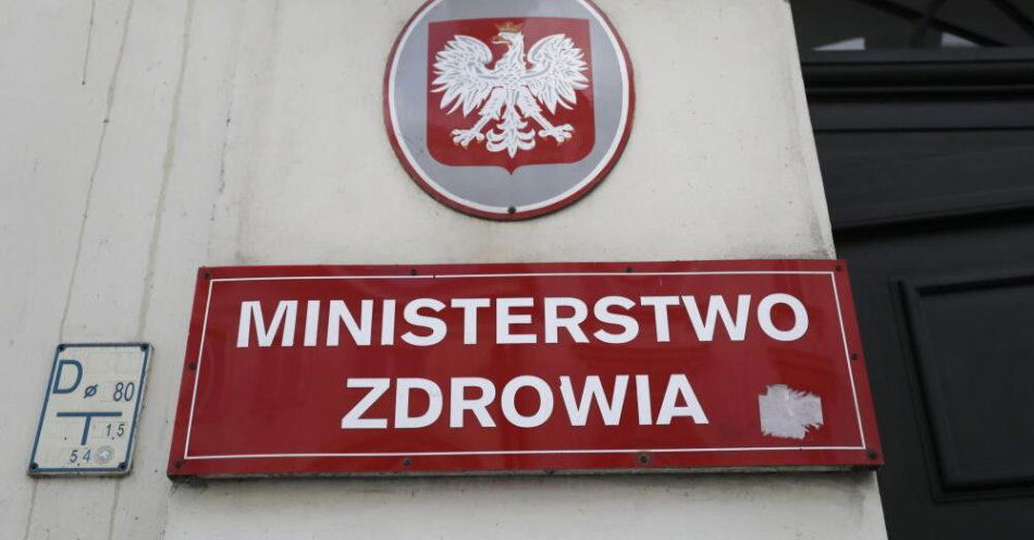 zdjęcie: MZ dla PAP: planujemy przedłużenie o dwa lata pilotażu dostępności tzw. pigułki dzień po / Warszawa, 14.04.2023. Tabliczka informacyjna na budynku Ministerstwa Zdrowia, 14 bm.  (az/doro) PAP/Albert Zawada