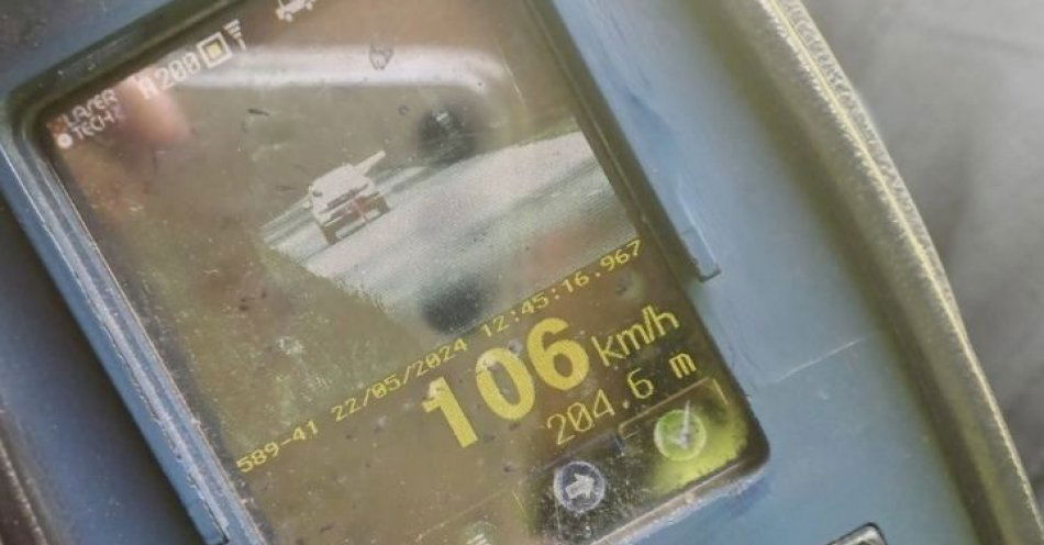zdjęcie: Jechał zbyt szybko w terenie zabudowanym - został zatrzymany przez choszczeńską grupę speed i stracił prawo jazdy / fot. KPP w Choszcznie