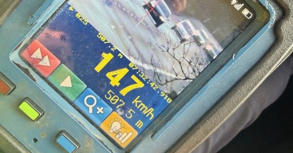 zdjęcie: Pierwsze zatrzymane prawo jazdy po zmianie przepisów / fot. KMP we Włocławku