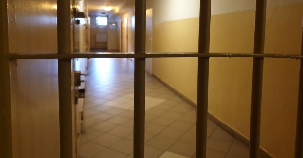 Tymczasowy areszt dla pijanego kierowcy, który nie zatrzymał się do kontroli drogowej i posiadał sądowy zakaz prowadzenia pojazdów