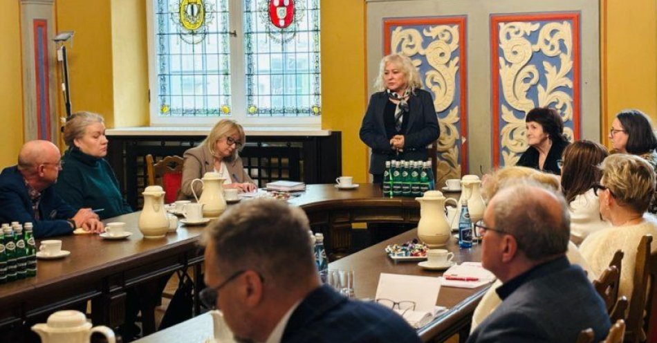 zdjęcie: Spotkanie z dyrektorami placówek oświatowych / fot. UM Grudziądz