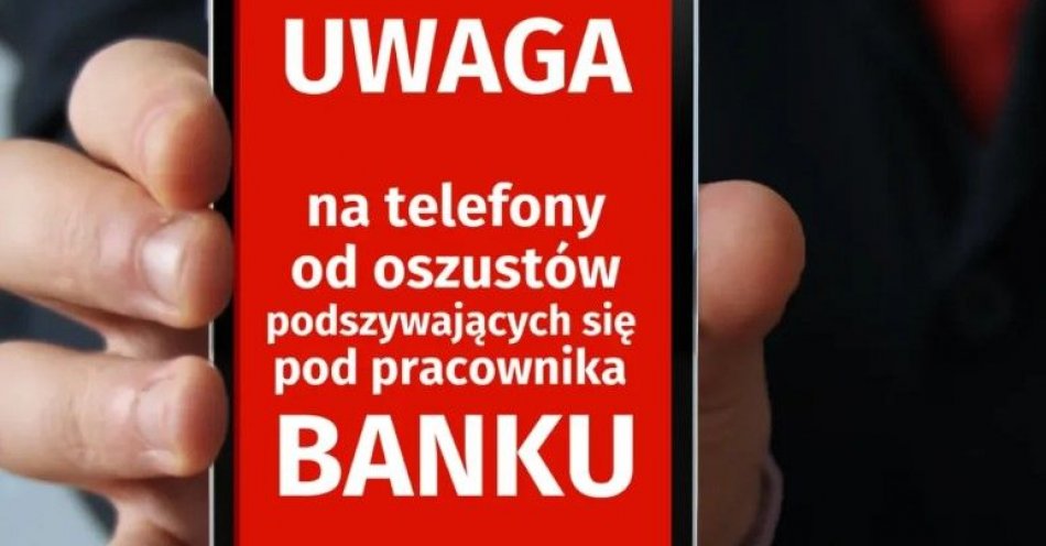 zdjęcie: Gdyby nie pracownica banku, straciłaby 100 tysięcy złotych / fot. KPP Łuków