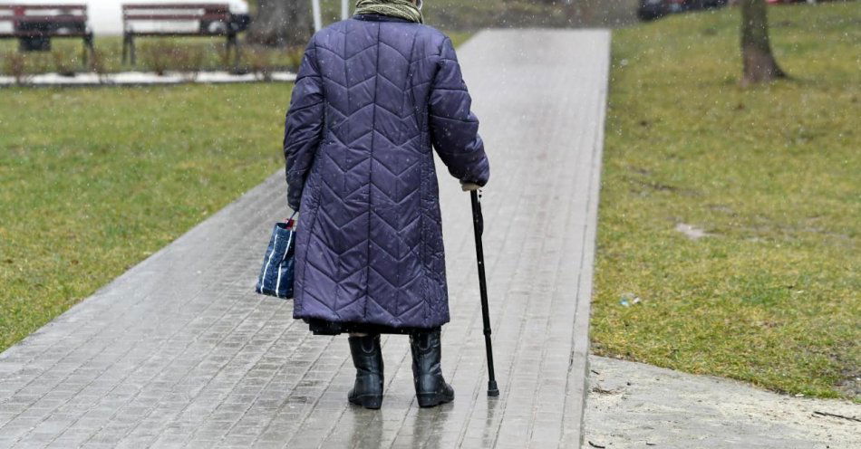 zdjęcie: Fundamentem powodzenia polityki senioralnej jest współpraca z samorządami / fot. PAP