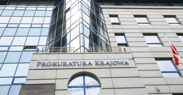 Prokuratura częściowo umorzyła śledztwo ws. tzw. zdrady dyplomatycznej dotyczącej katastrofy smoleńskiej