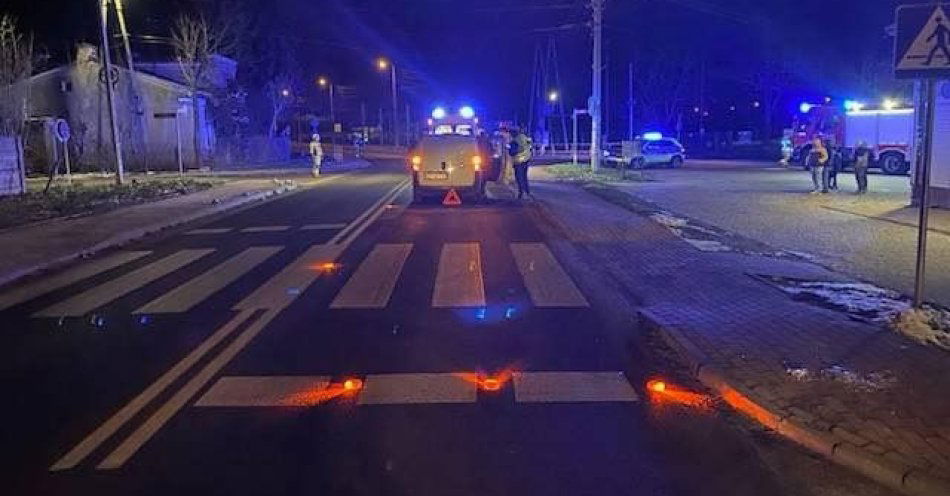 zdjęcie: Potrącenie siedemnastolatka na pasach w Korytowie A / fot. KPP w Żyrardowie Potrącenie pieszego na przejściu