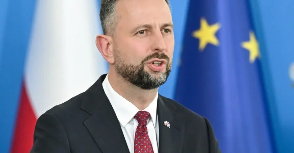 zdjęcie: Szef MON: ewentualny pobyt Romanowskiego w Naddniestrzu musiał się odbyć przy udziale Rosji / Warszawa, 14.07.2026. Wicepremier, minister obrony narodowej Władysław Kosiniak-Kamysz podczas konferencji prasowej po posiedzeniu Rady Ministrów w siedzibie KPRM w Warszawie, 14 bm. (aldg) PAP/Radek Pietruszka