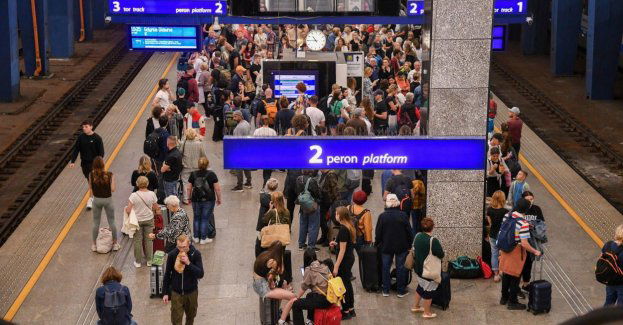 Przywrócono rozkładowy ruch pociągów między Warszawą Zachodnią a Centralną