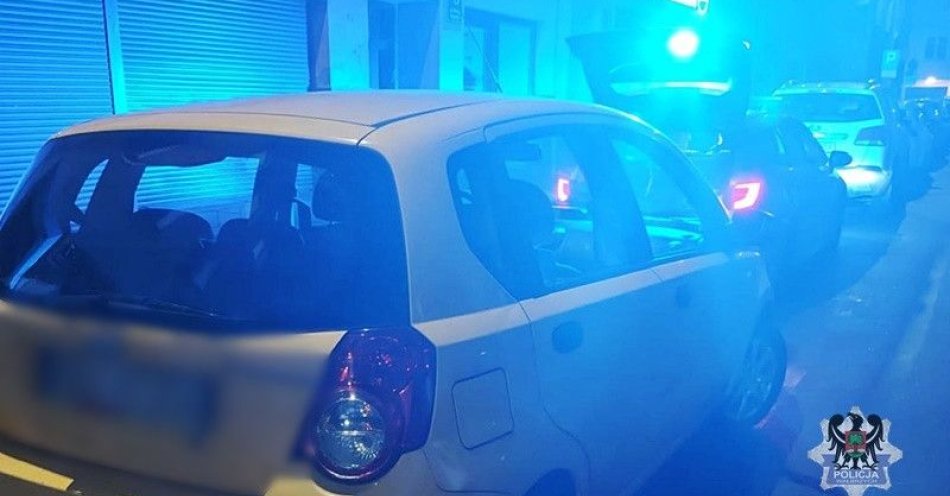 zdjęcie: W Mieroszowie zatrzymano kierowcę z ponad 2,2 promila alkoholu / fot. KMP w Wałbrzychu