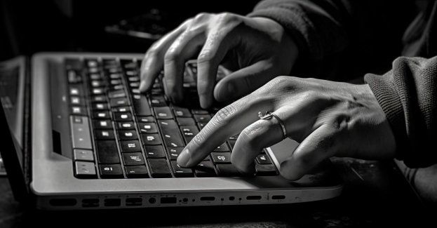 Odpowie za znęcanie i rozbój na konkubinie