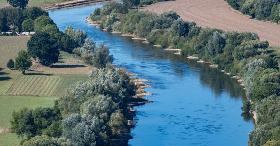 zdjęcie: Przekroczenia stanów alarmowych nie spowodują przelania wody przez wały / v11505666