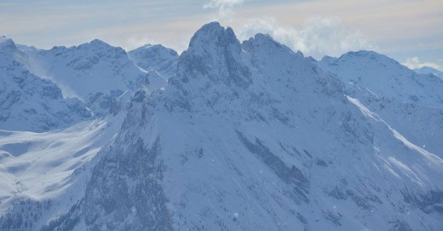 Już trzeci stopień zagrożenia lawinowego; zima wróciła z impetem (aktl., wideo)