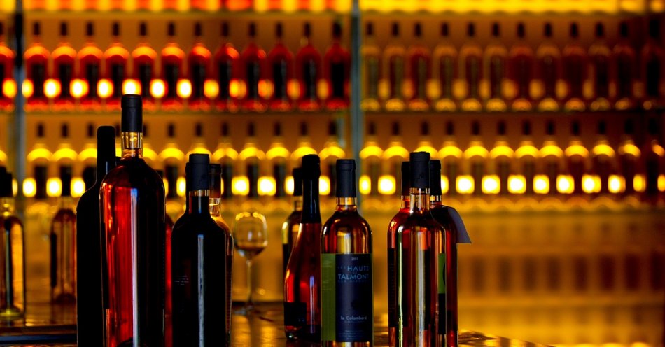 zdjęcie: Ukradł alkohol za 28 zł a teraz musi zapłacić 300 złotowy mandat / pixabay/573182