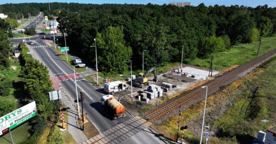 zdjęcie: Powstają nowe miejsca parkingowe przy przystanku kolejowym Rządz / fot. UM Grudziądz