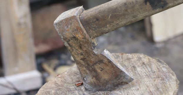 Nie 25, a 15 lat więzienia dla skazanego za zabójstwo z użyciem siekiery