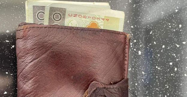 Osadzony w Zakładzie Karnym znalazł zagubiony portfel