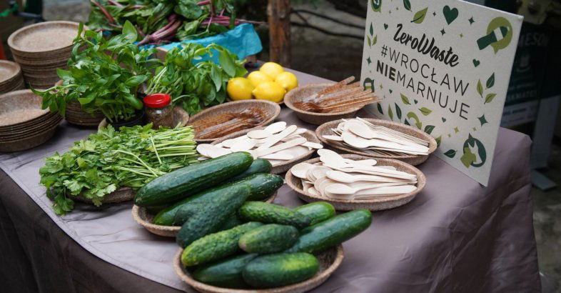 zdjęcie: Warsztaty dla mieszkańców, lekcje zero waste dla uczniów, wspieranie bookcrossingu i nowe spoty - wraca kampania 