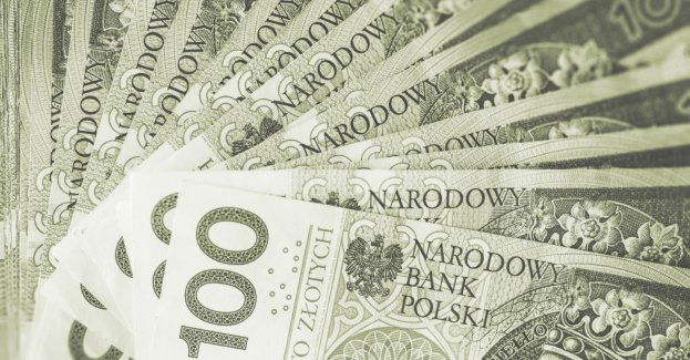 Chciał zainwestować - stracił ponad 10 tysięcy złotych