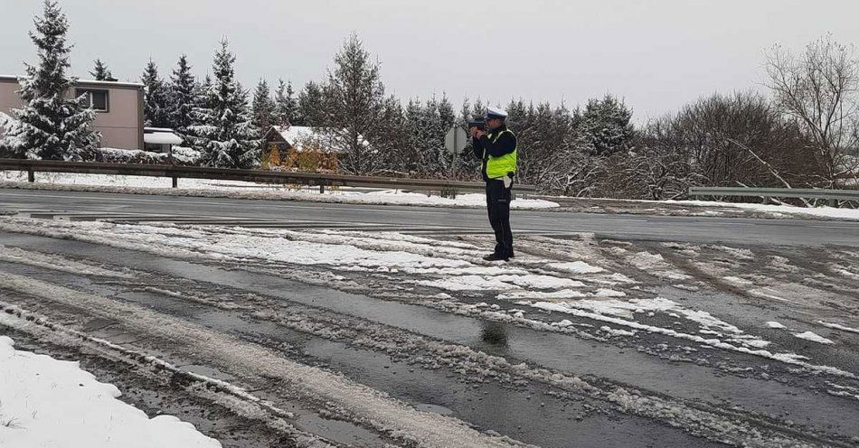 zdjęcie: Złe warunki pogodowe. kierowco uważaj! / fot. KPP Międzychód