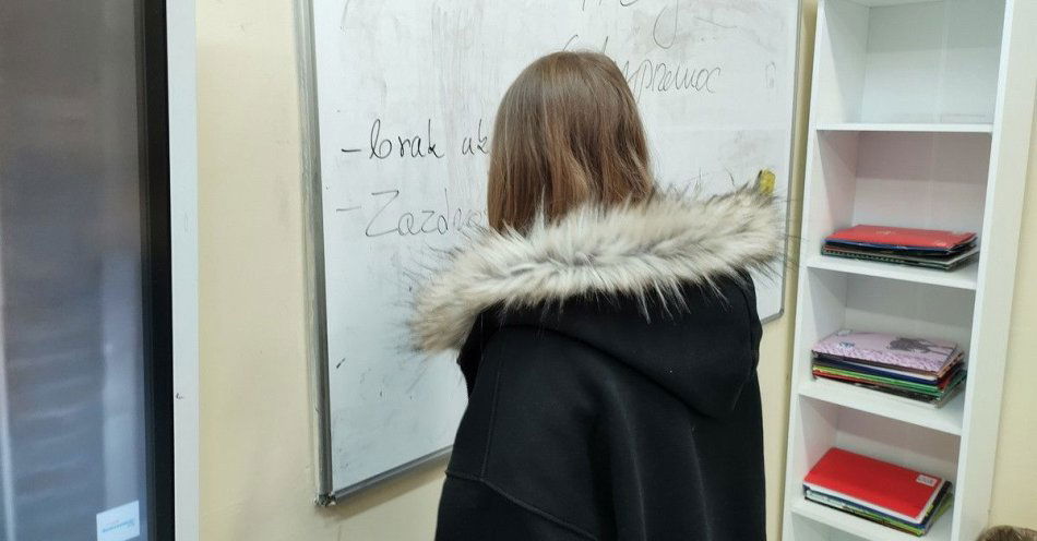 zdjęcie: Policjanci uczą jak reagować na hejt i cyberprzemoc / fot. KPP w Wałczu 2