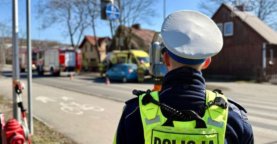 zdjęcie: Groźne potrącenie na Dzierżonia. Pieszy w szpitalu / fot. KMP w Mysłowicach