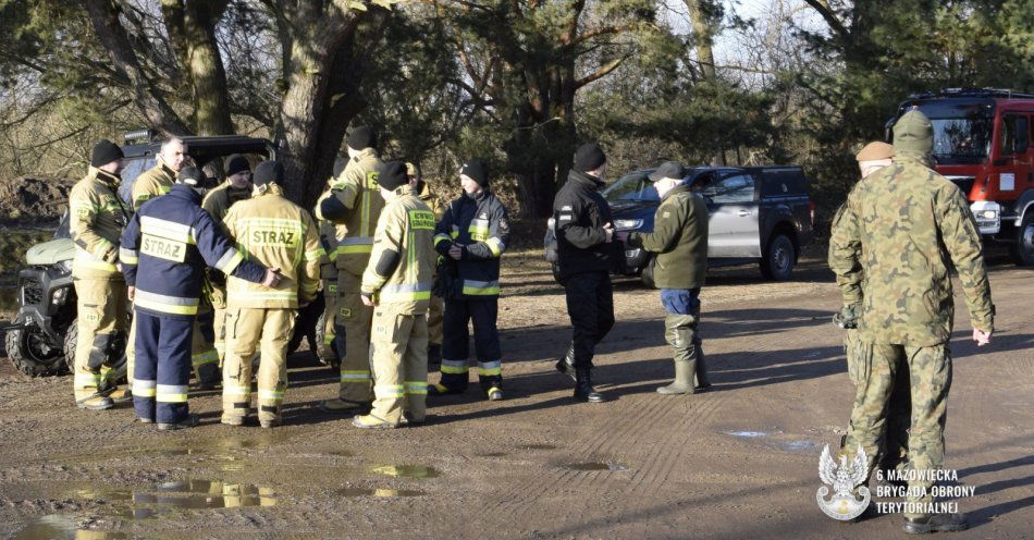 zdjęcie: Podtopienia na Mazowszu, żołnierze wspierają służby / fot. nadesłane