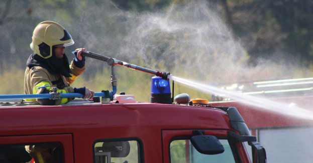 Płonie naczepa na drodze między Legnicą, a Lubinem