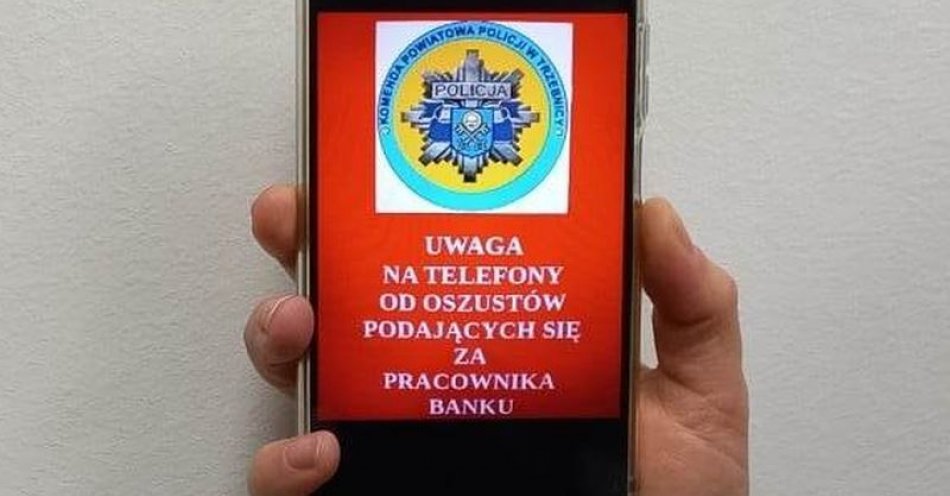 zdjęcie: Oszustwo na pracownika banku – mieszkaniec powiatu trzebnickiego stracił 3 tysiące złotych / fot. KPP w Trzebnicy