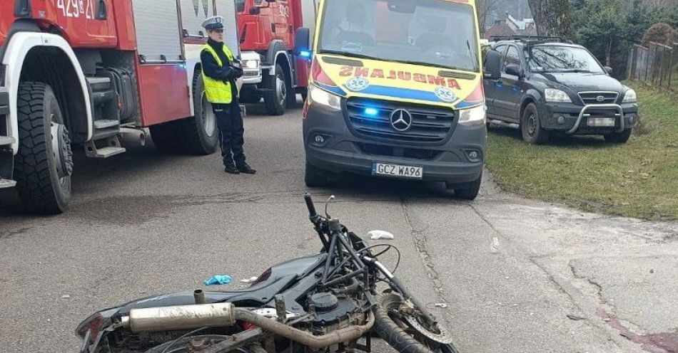 zdjęcie: Policjanci pracowali przy wypadku z udziałem 17-letniego motocyklisty / fot. KPP w Człuchowie