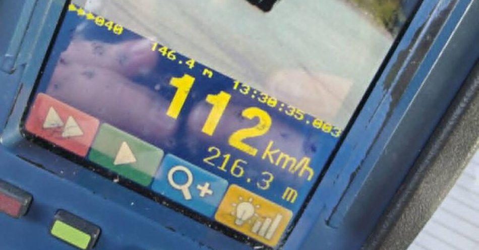 zdjęcie: 112 km/h w terenie zabudowanym. Młody kierowca stracił prawo jazdy / fot. KPP w Kozienicach