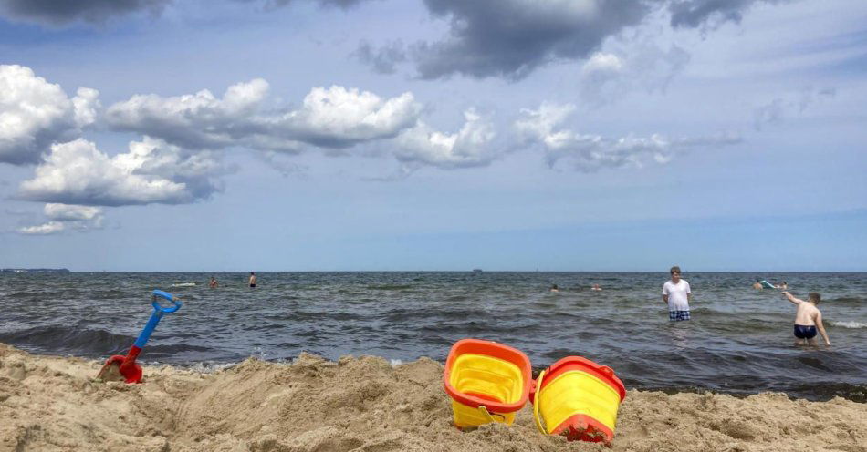 zdjęcie: Lekarze PPOZ przypominają o zachowaniu ostrożności w czasie wakacji / fot. PAP